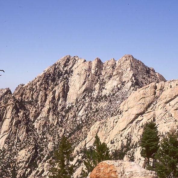 Practicar rappel en el Picacho del Diablo – BAJA CALIFORNIA, AVENTURA Y ECOTURISMO